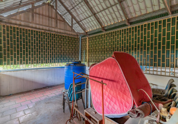 5 Bedroom Flat House For Sale - Kakab,  Phnom Penh thumbnail