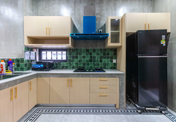 4 Bedroom Villa For Rent - Sala Kamreuk, Siem Reap thumbnail