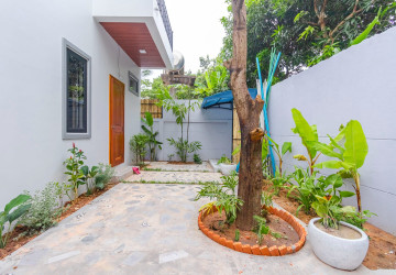 4 Bedroom Villa For Rent - Sala Kamreuk, Siem Reap thumbnail