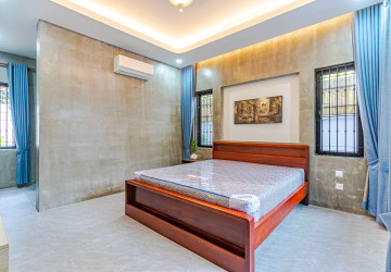 4 Bedroom Villa For Rent - Sala Kamreuk, Siem Reap thumbnail