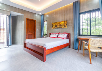 4 Bedroom Villa For Rent - Sala Kamreuk, Siem Reap thumbnail