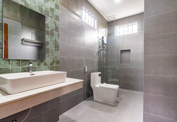 4 Bedroom Villa For Rent - Sala Kamreuk, Siem Reap thumbnail