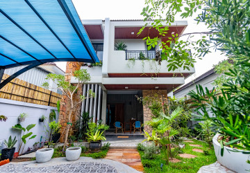 4 Bedroom Villa For Rent - Sala Kamreuk, Siem Reap thumbnail
