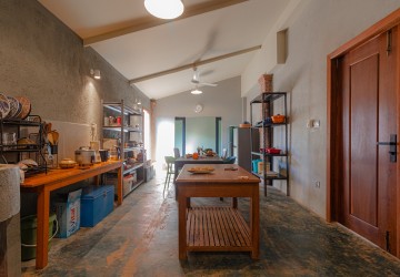 4 Bedroom House For Rent - Sala Kamreuk, Siem Reap thumbnail