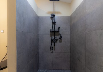 4 Bedroom House For Rent - Sala Kamreuk, Siem Reap thumbnail