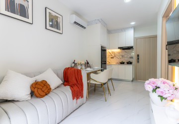 1 Bedroom Condo for Sale  Kingston Royale, Near Russian Market, Boeung Tompun, Phnom Penh thumbnail