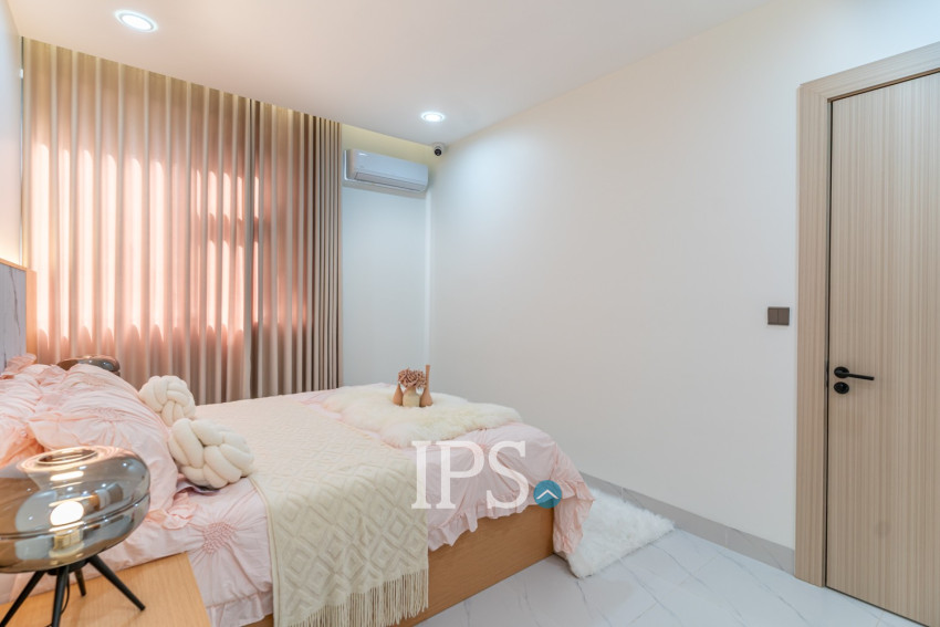 1 Bedroom Condo for Sale Kingston Royale, Near Russian Market, Boeung Tompun, Phnom Penh