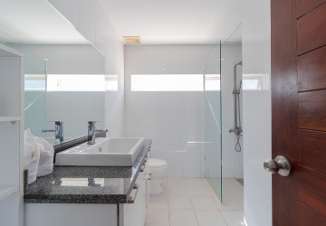 3 Bedroom Villa For Rent - Melbourne Residence, Sra Ngae, Siem Reap thumbnail