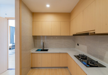 4 Bedroom Condo For Rent - Platinum 352, BKK1, Phnom Penh thumbnail