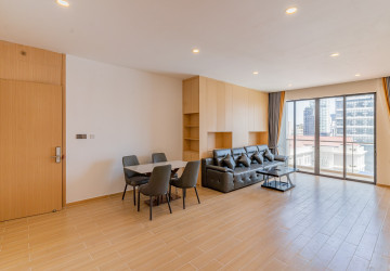 4 Bedroom Condo For Rent - Platinum 352, BKK1, Phnom Penh thumbnail