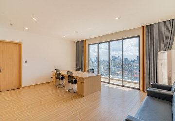 4 Bedroom Condo For Rent - Platinum 352, BKK1, Phnom Penh thumbnail