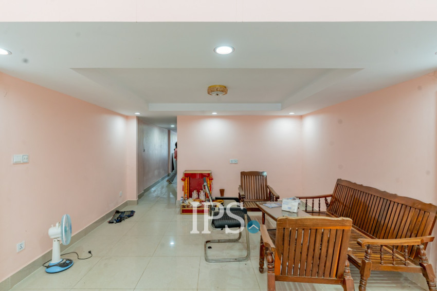 6 Bedroom Link House For Rent - Russey Keo, Phnom Penh