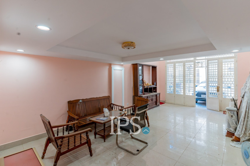 6 Bedroom Link House For Rent - Russey Keo, Phnom Penh