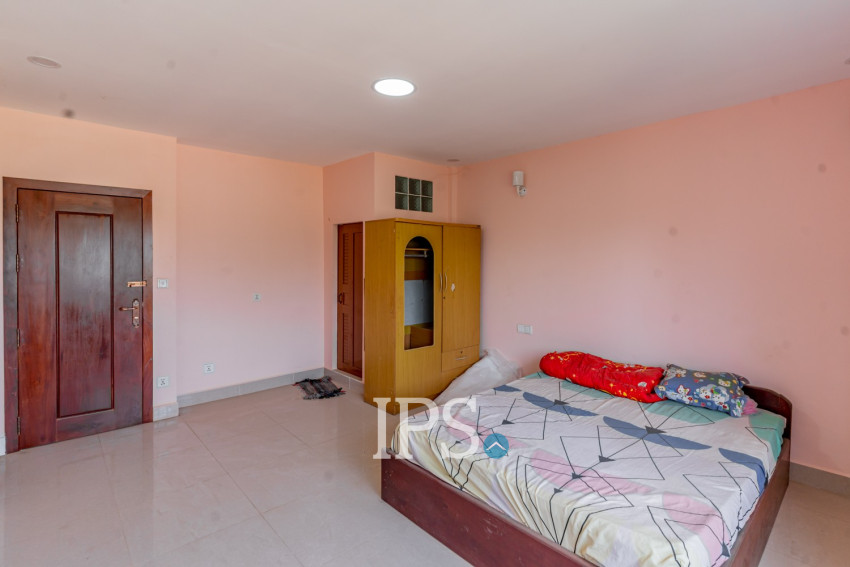 6 Bedroom Link House For Rent - Russey Keo, Phnom Penh