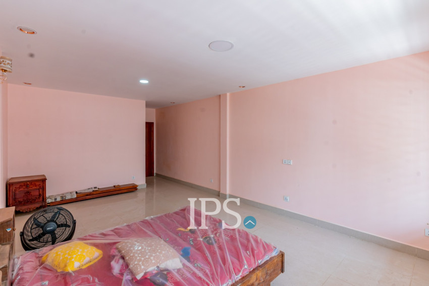 6 Bedroom Link House For Rent - Russey Keo, Phnom Penh