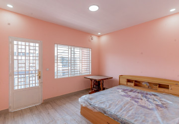 6 Bedroom Link House For Rent - Russey Keo, Phnom Penh thumbnail