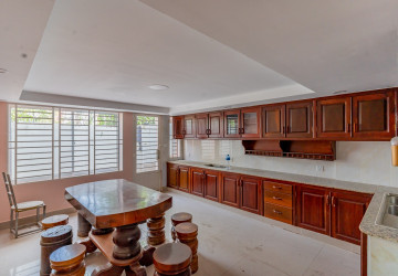 6 Bedroom Link House For Rent - Russey Keo, Phnom Penh thumbnail