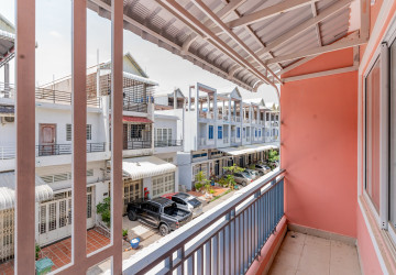 6 Bedroom Link House For Rent - Russey Keo, Phnom Penh thumbnail