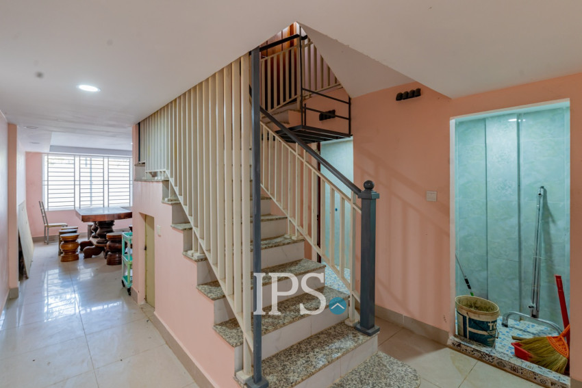 6 Bedroom Link House For Rent - Russey Keo, Phnom Penh