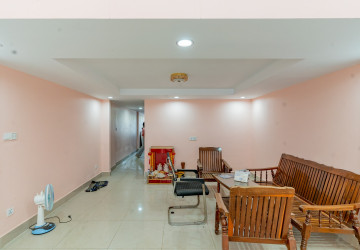 6 Bedroom Link House For Rent - Russey Keo, Phnom Penh thumbnail