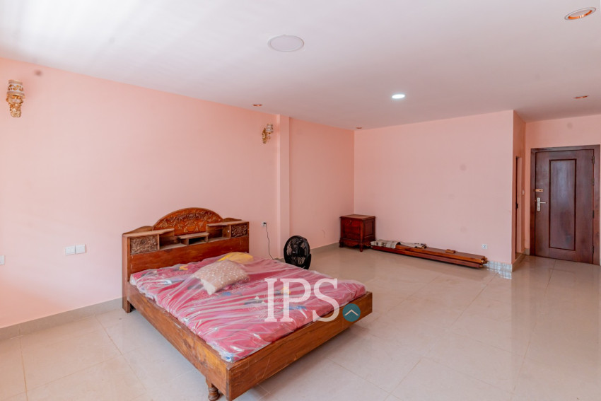 6 Bedroom Link House For Rent - Russey Keo, Phnom Penh