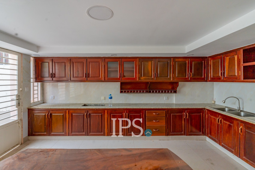 6 Bedroom Link House For Rent - Russey Keo, Phnom Penh