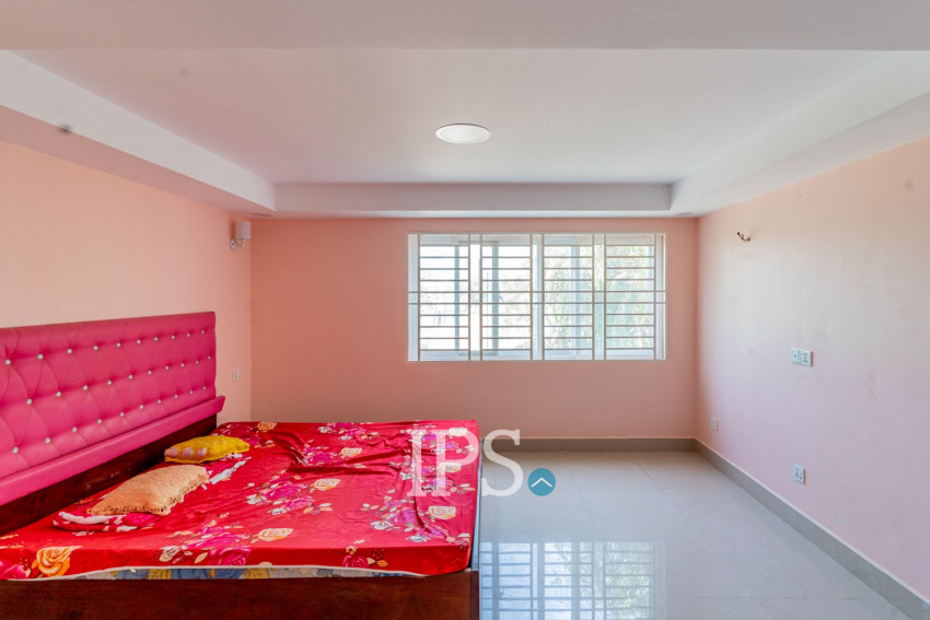 6 Bedroom Link House For Rent - Russey Keo, Phnom Penh