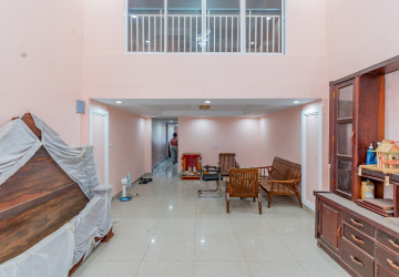 6 Bedroom Link House For Rent - Russey Keo, Phnom Penh thumbnail