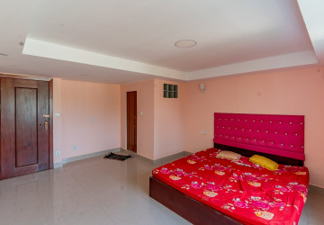 6 Bedroom Link House For Rent - Russey Keo, Phnom Penh thumbnail