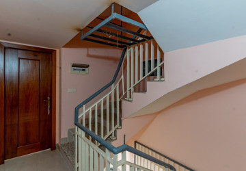 6 Bedroom Link House For Rent - Russey Keo, Phnom Penh thumbnail