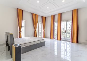 11 Bedroom King Villa For Rent -  Borey Peng Huoth The Star Diamond, Chak Angre Kraom, Phnom Penh thumbnail