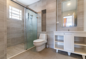 11 Bedroom King Villa For Rent -  Borey Peng Huoth The Star Diamond, Chak Angre Kraom, Phnom Penh thumbnail