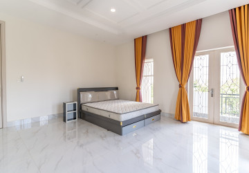 11 Bedroom King Villa For Rent -  Borey Peng Huoth The Star Diamond, Chak Angre Kraom, Phnom Penh thumbnail