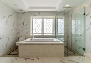 11 Bedroom King Villa For Rent -  Borey Peng Huoth The Star Diamond, Chak Angre Kraom, Phnom Penh thumbnail