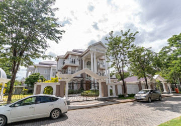 11 Bedroom King Villa For Rent -  Borey Peng Huoth The Star Diamond, Chak Angre Kraom, Phnom Penh thumbnail