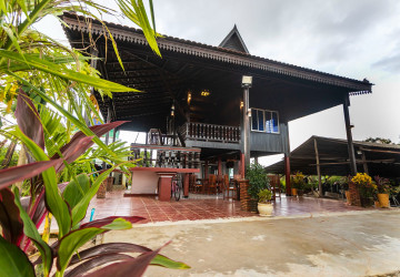 3 Bedroom House For Rent - Sangkat Siem Reap, Siem Reap thumbnail