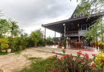 3 Bedroom House For Rent - Sangkat Siem Reap, Siem Reap thumbnail