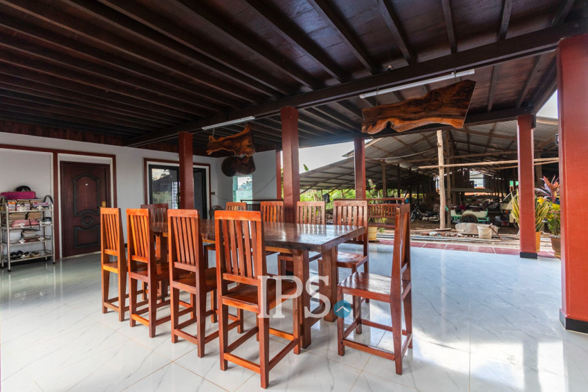 3 Bedroom House For Rent - Sangkat Siem Reap, Siem Reap
