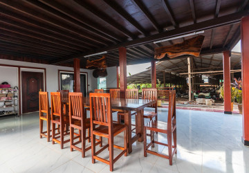 3 Bedroom House For Rent - Sangkat Siem Reap, Siem Reap thumbnail