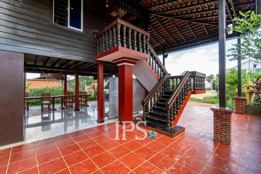 3 Bedroom House For Rent - Sangkat Siem Reap, Siem Reap