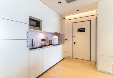 2 Bedroom Serviced Apartment For Rent - Srah Chork, Phnom Penh thumbnail