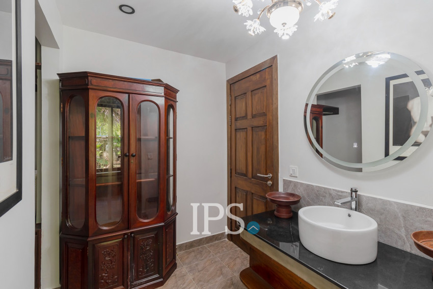 1 Bedroom Compound Villa For Rent - Sangkat Siem Reap, Siem Reap