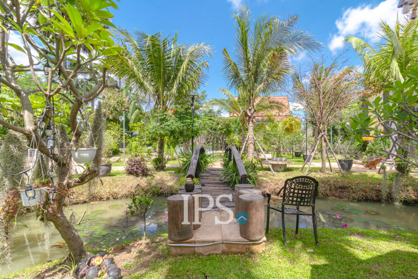 1 Bedroom Compound Villa For Rent - Sangkat Siem Reap, Siem Reap