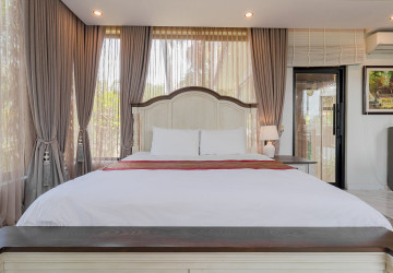 1 Bedroom Compound Villa For Rent - Sangkat Siem Reap, Siem Reap thumbnail