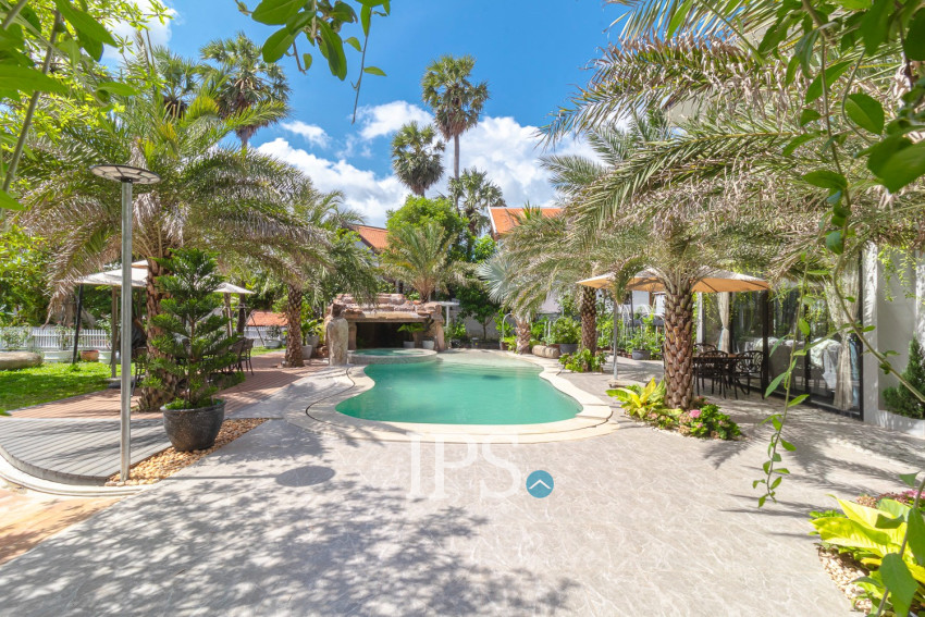1 Bedroom Compound Villa For Rent - Sangkat Siem Reap, Siem Reap