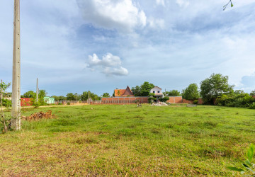 198 Sqm Land For Sale - Kandaek, Prasat Bakong, Siem Reap thumbnail