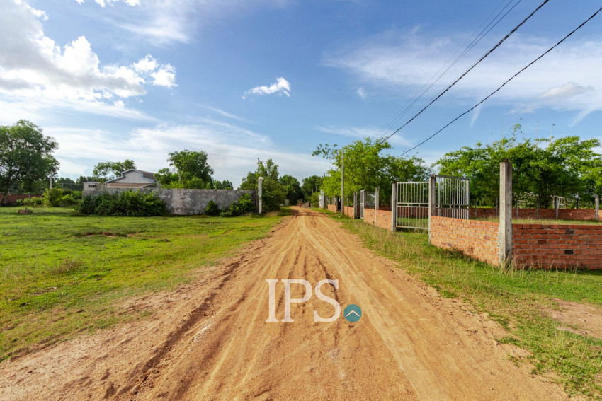 198 Sqm Land For Sale - Kandaek, Prasat Bakong, Siem Reap