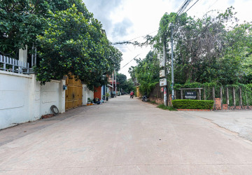 6 Bedroom Shophouse For Sale -  Svay Dangkum, Siem Reap thumbnail