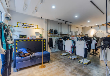 6 Bedroom Shophouse For Sale -  Svay Dangkum, Siem Reap thumbnail