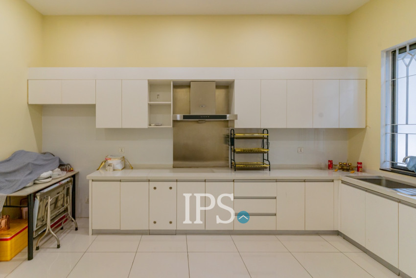 5 Bedroom Shophouse For Rent - Phnom Penh Park 6A, Chroy Changvar, Phnom Penh